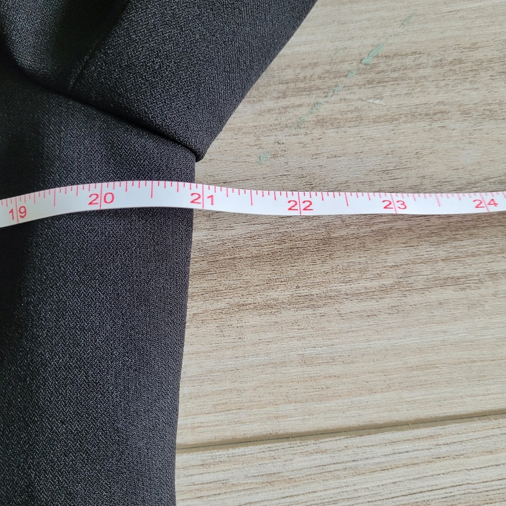 Kasper Sewn Detail Sleek Feminine Fit Black Corporate Business Suit Jacket 12 - Picture 5 of 10